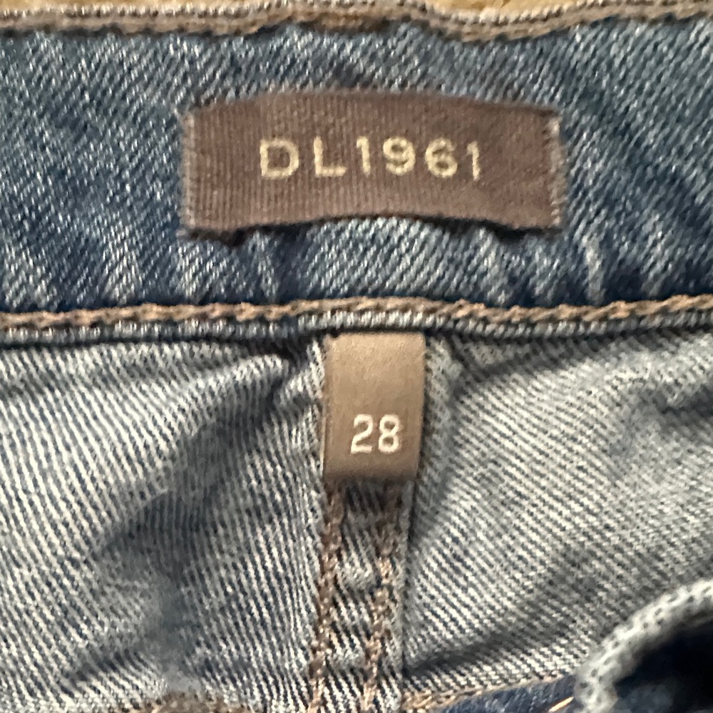 DL1961 Anthropologie Hepburn Ultra High-Rise Distressed Wide Leg Jeans Size 28 - Picture 10 of 16